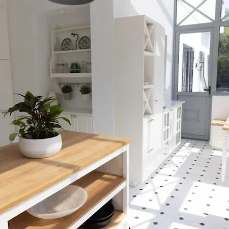 Front Cap D'antibes *