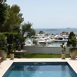Front Cap D'antibes Villa