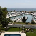 Front Cap D'antibes Antibes