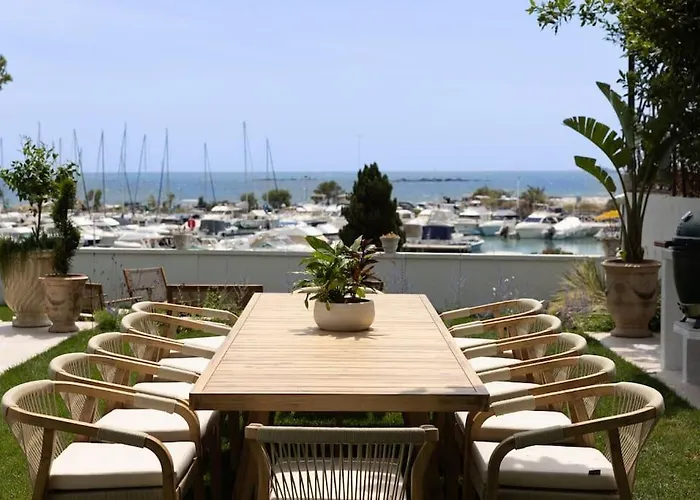 Front Cap D'antibes Villa