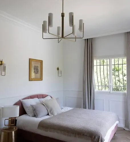 Front Cap D'antibes Villa