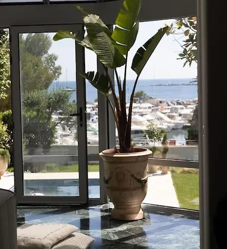 Front Cap D'antibes Villa Antibes