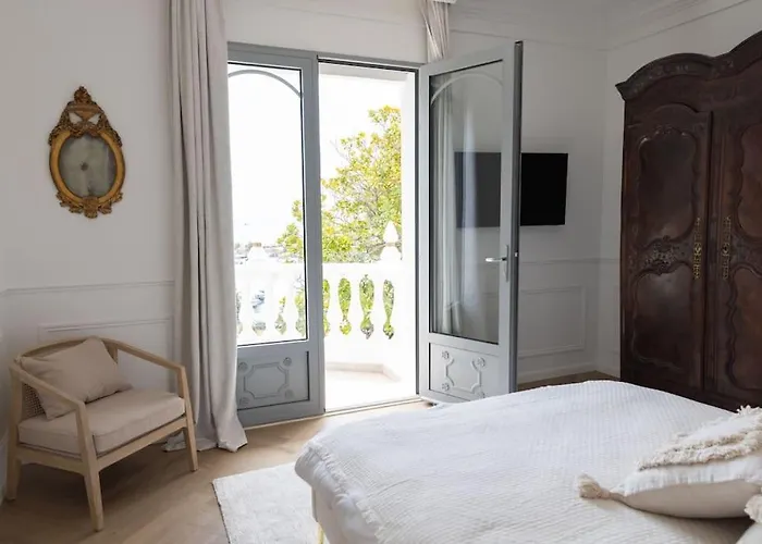 Front Cap D'antibes Villa Antibes